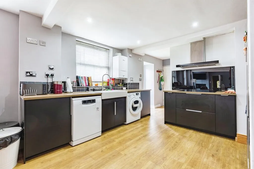 2 bed Apartment