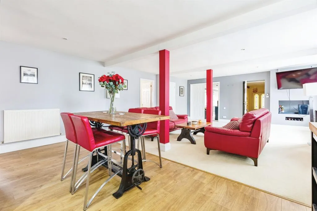 2 bed Apartment