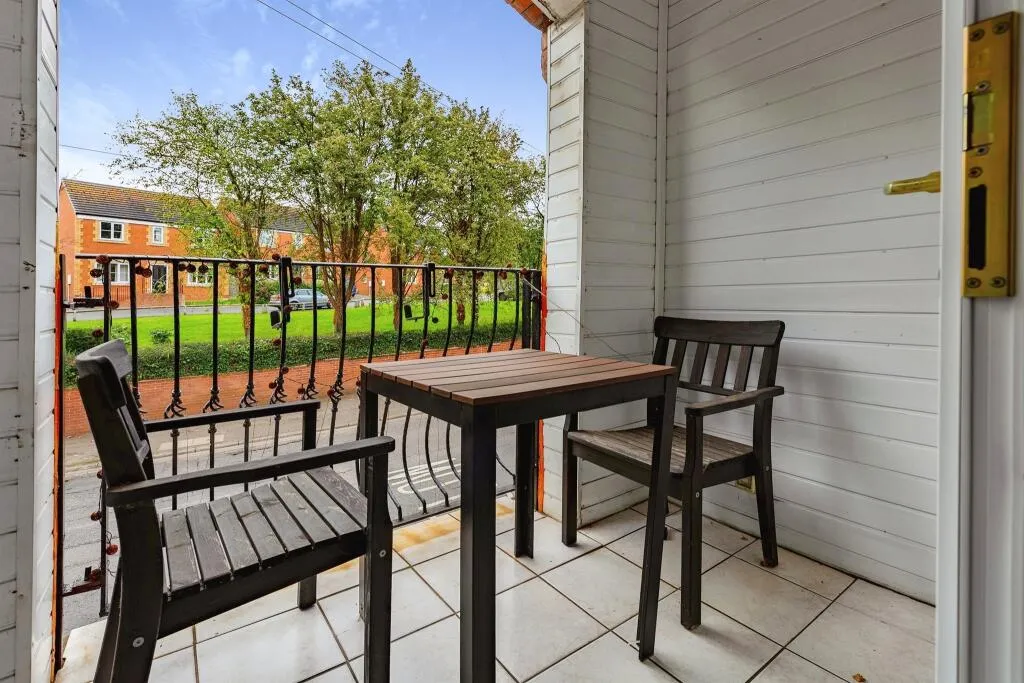 2 bed Apartment