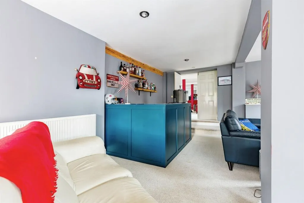 2 bed Apartment