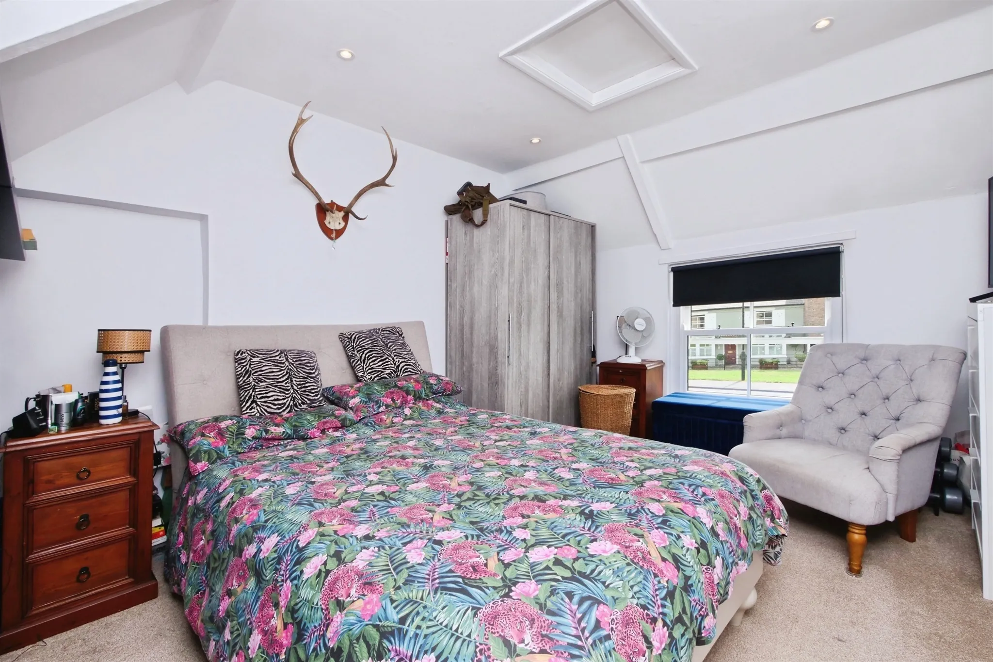 2 bed Character Property