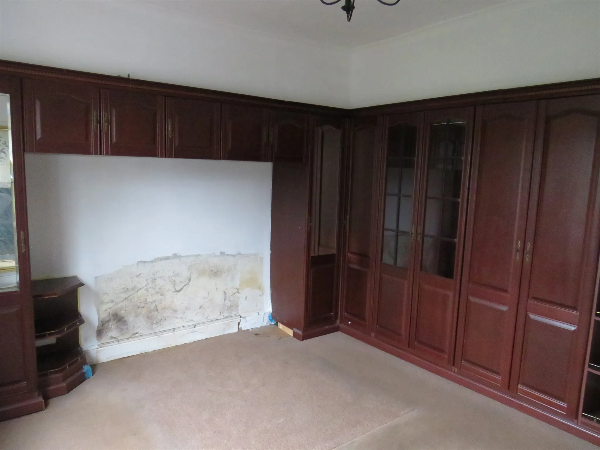 4 bed Detached