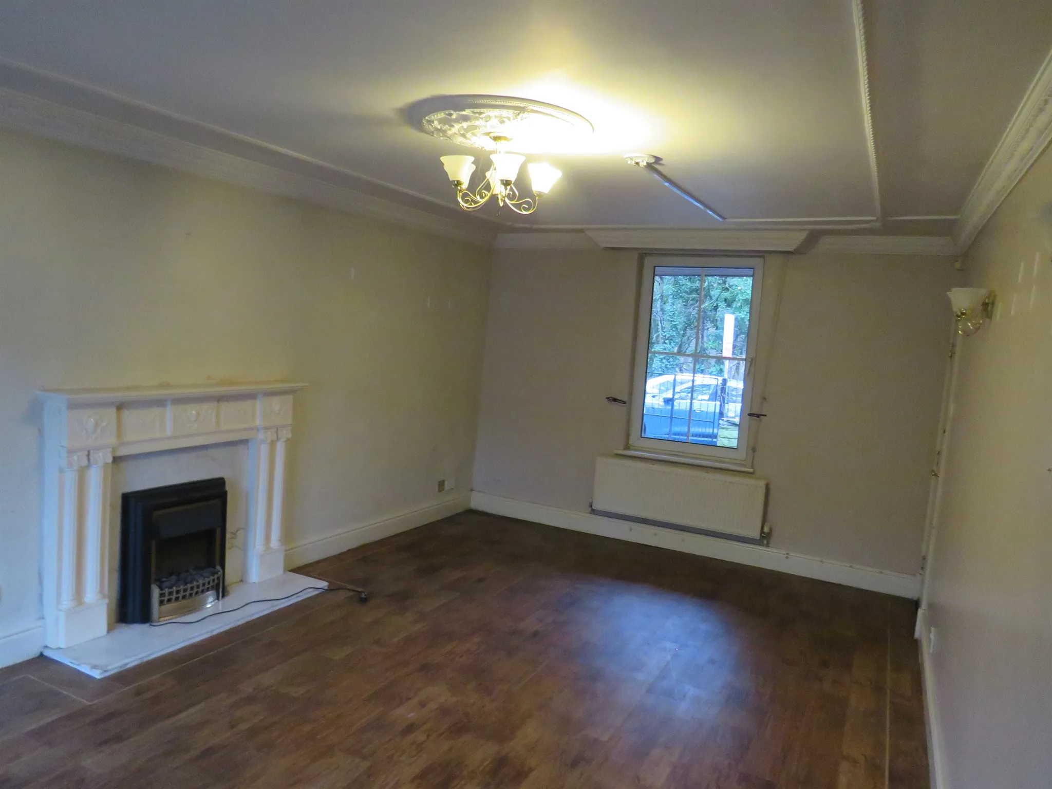 4 bed Detached