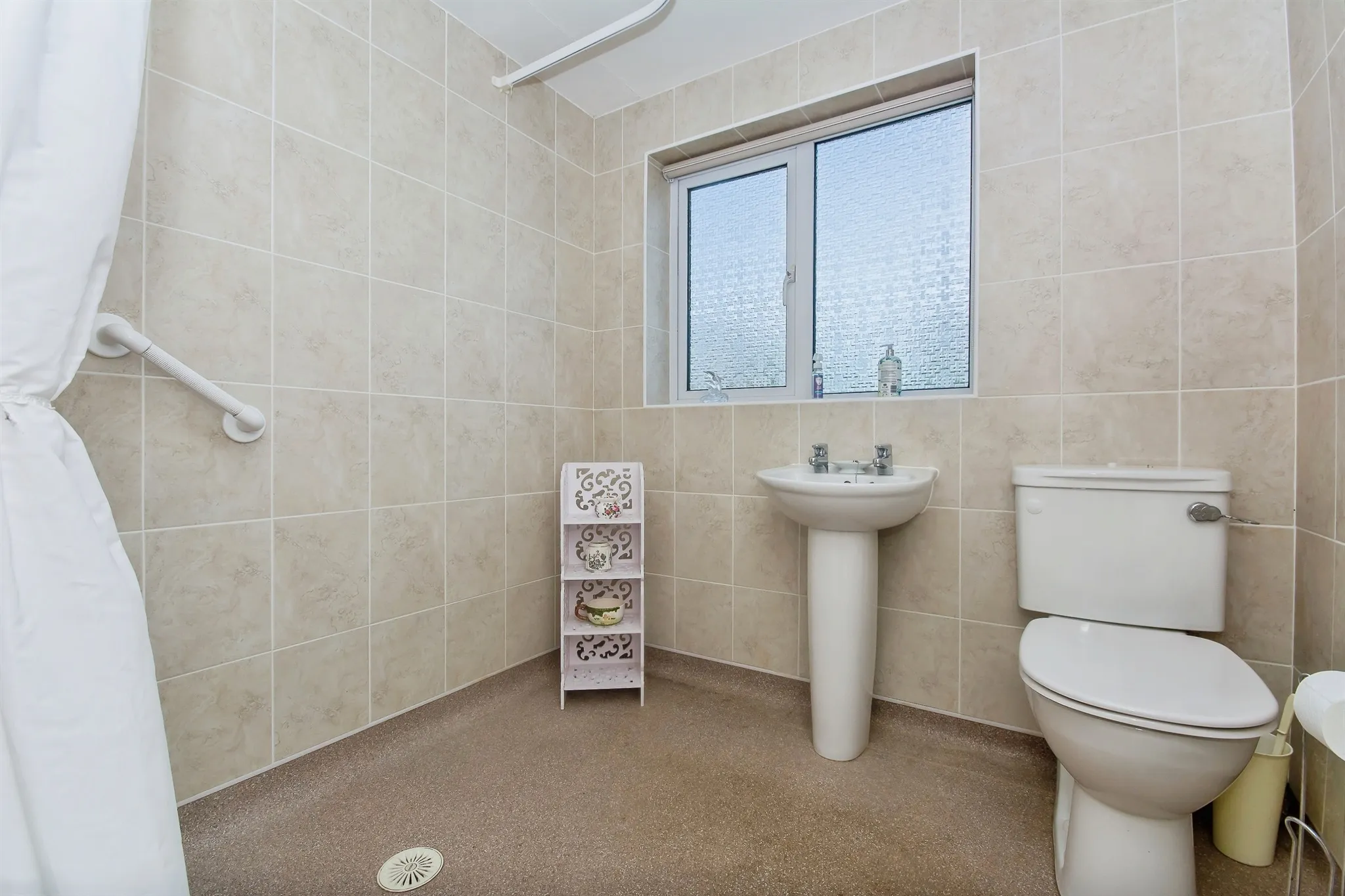 2 bed Detached Bungalow