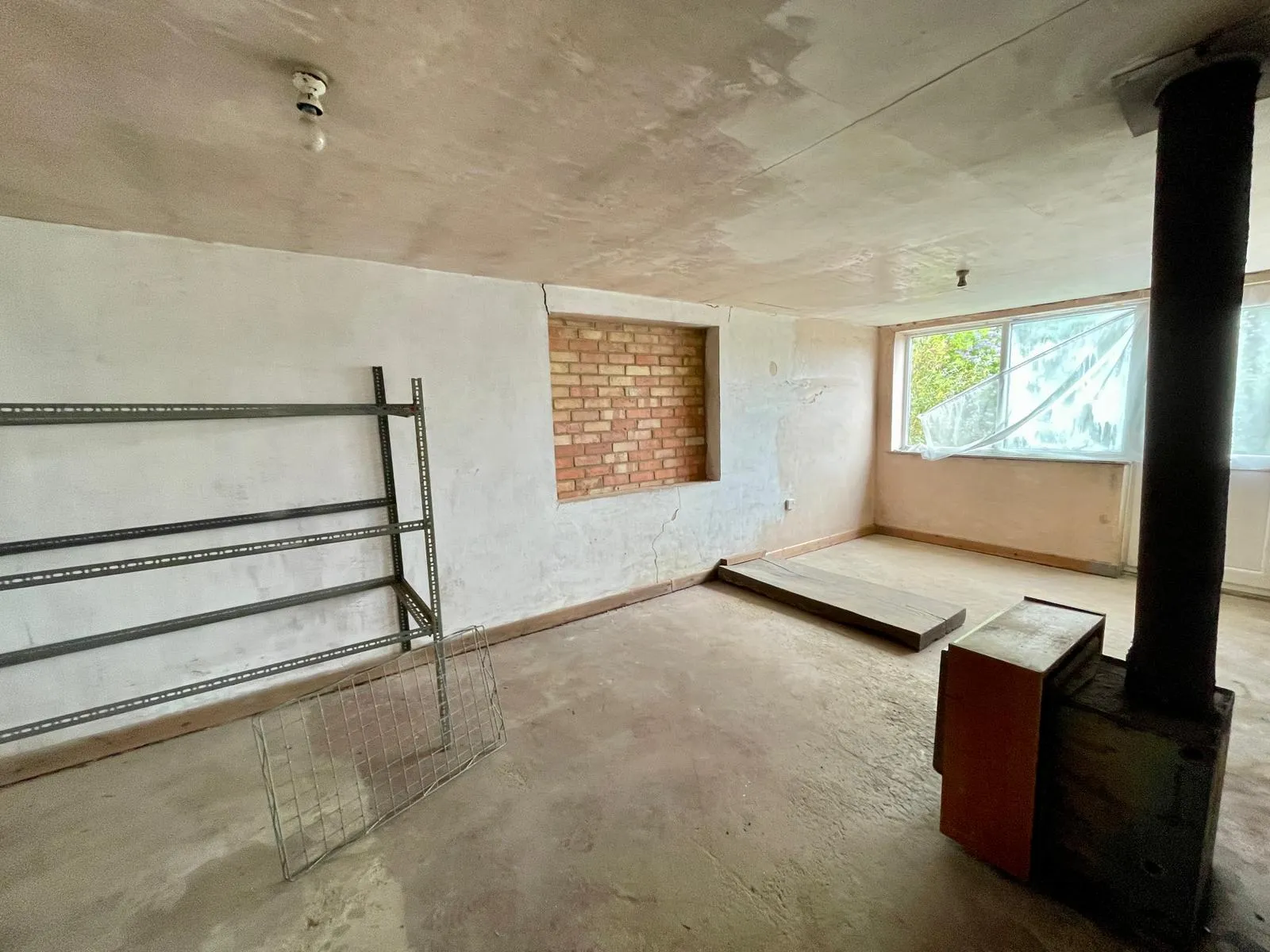 2 bed Detached Bungalow
