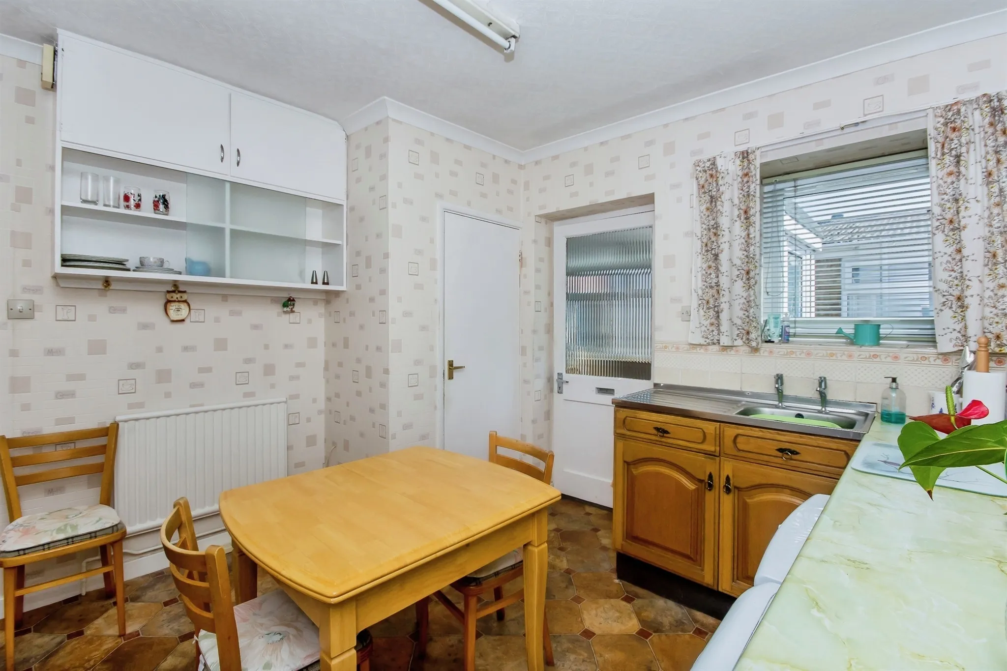 2 bed Detached Bungalow