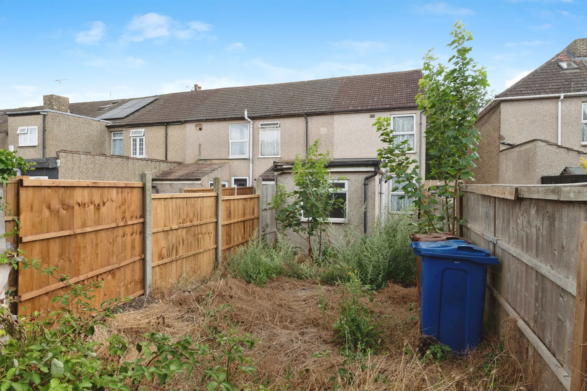2 bed End of Terrace