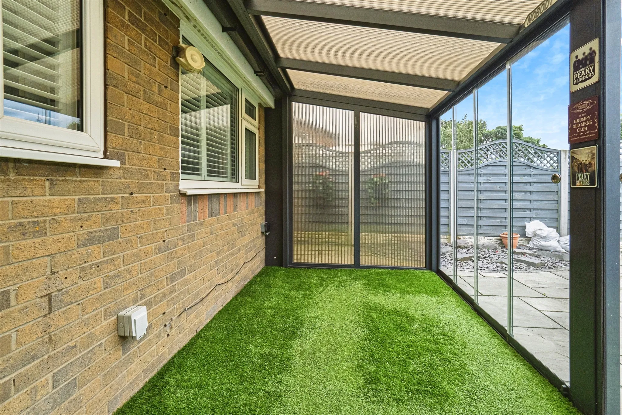 1 bed Semi-Detached Bungalow