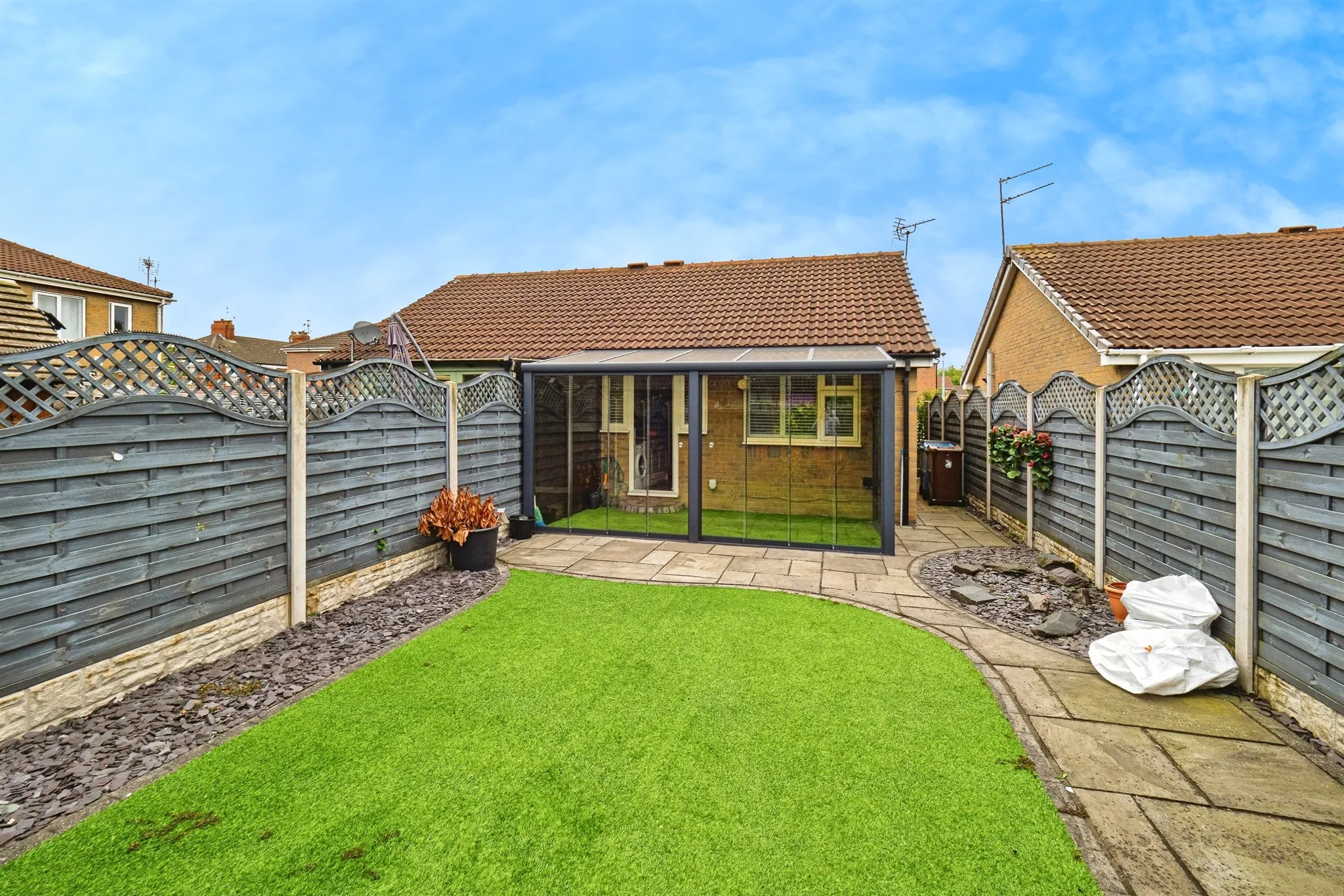 1 bed Semi-Detached Bungalow