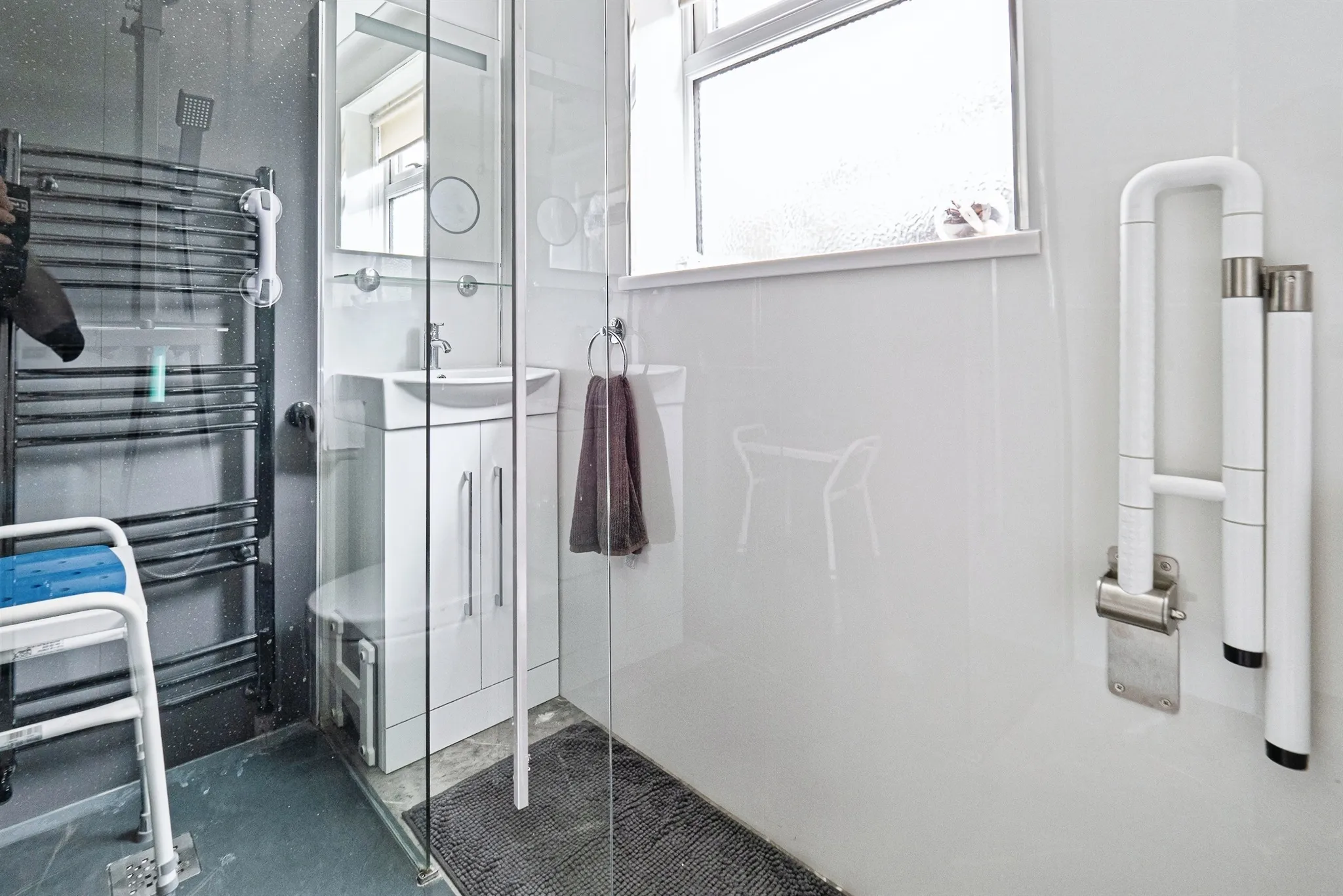 1 bed Semi-Detached Bungalow