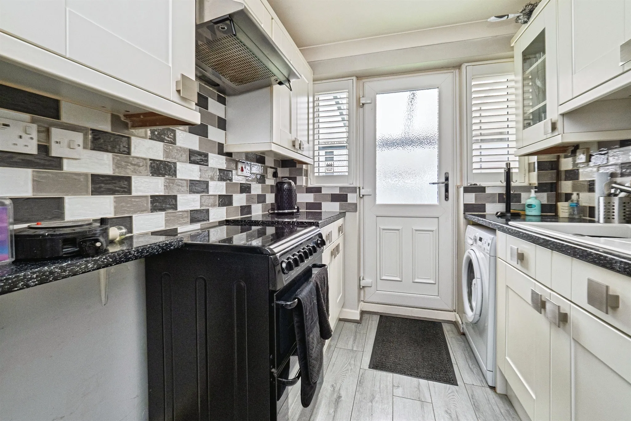 1 bed Semi-Detached Bungalow