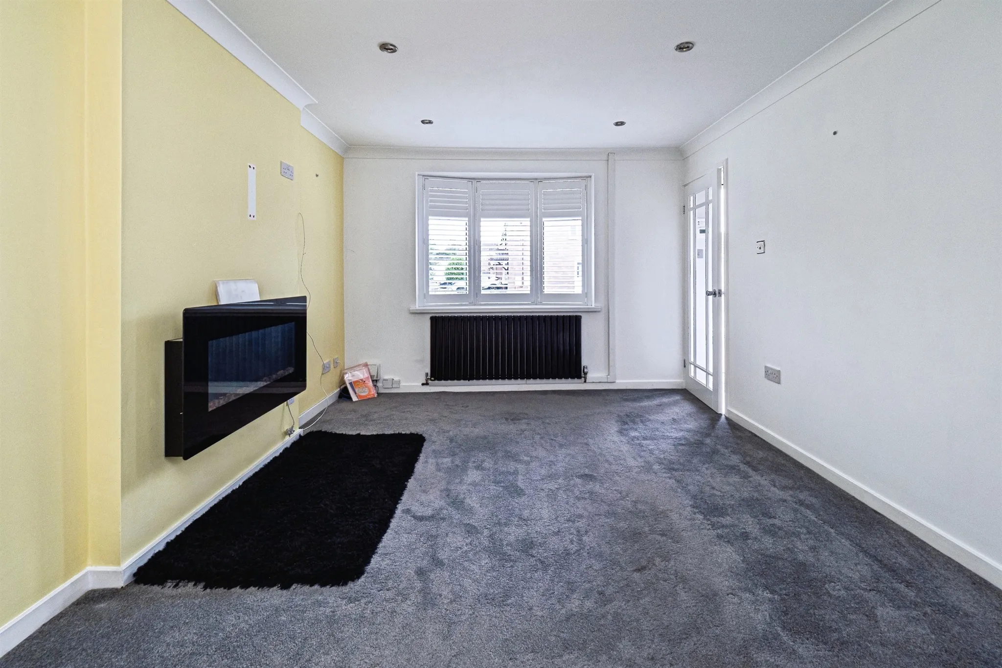 1 bed Semi-Detached Bungalow