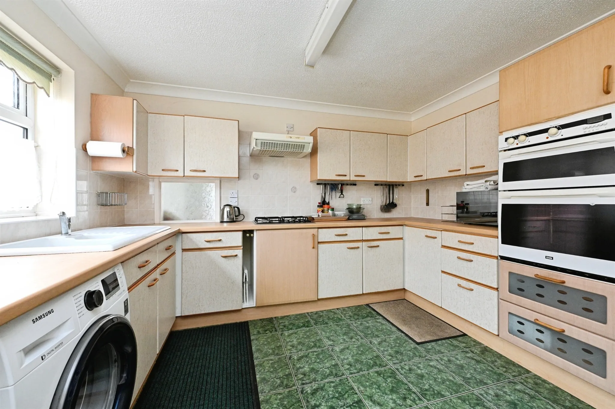 3 bed Detached Bungalow