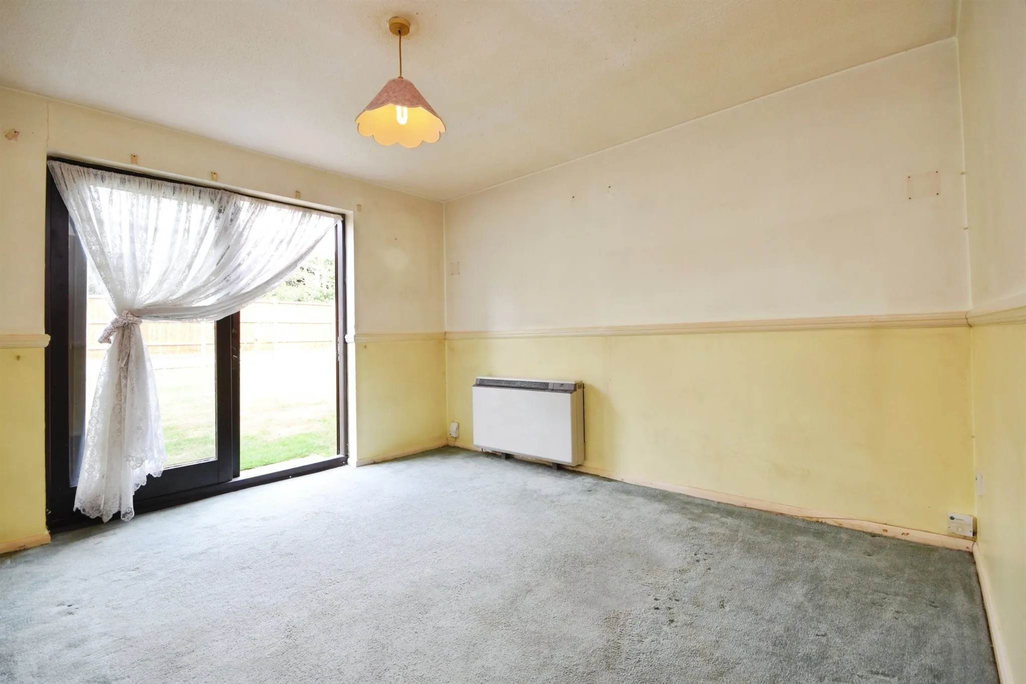 2 bed Maisonette
