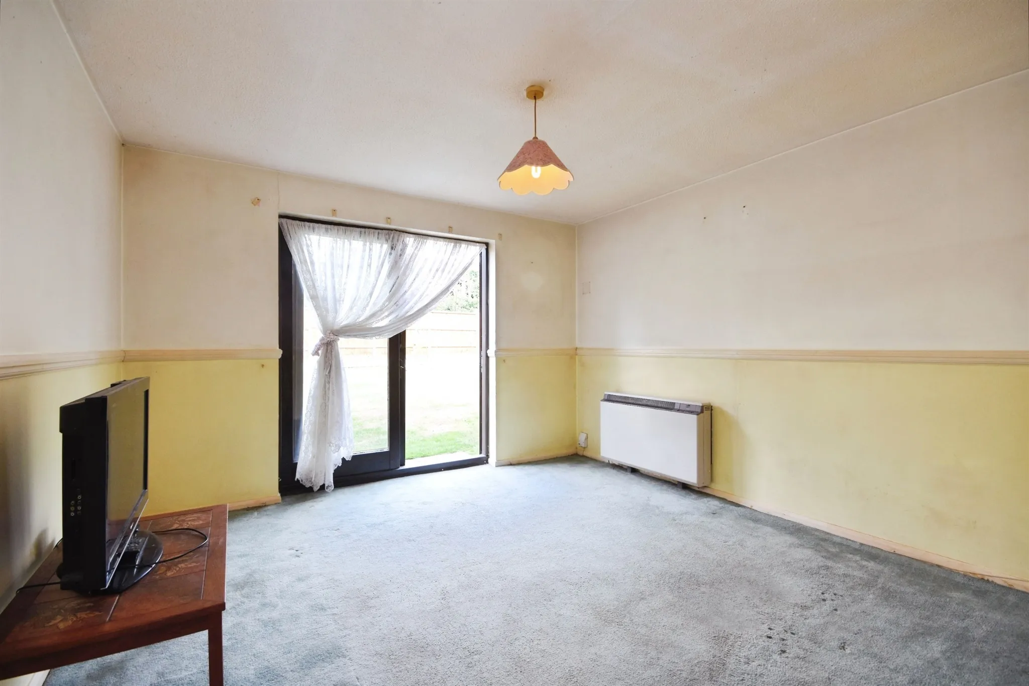 2 bed Maisonette