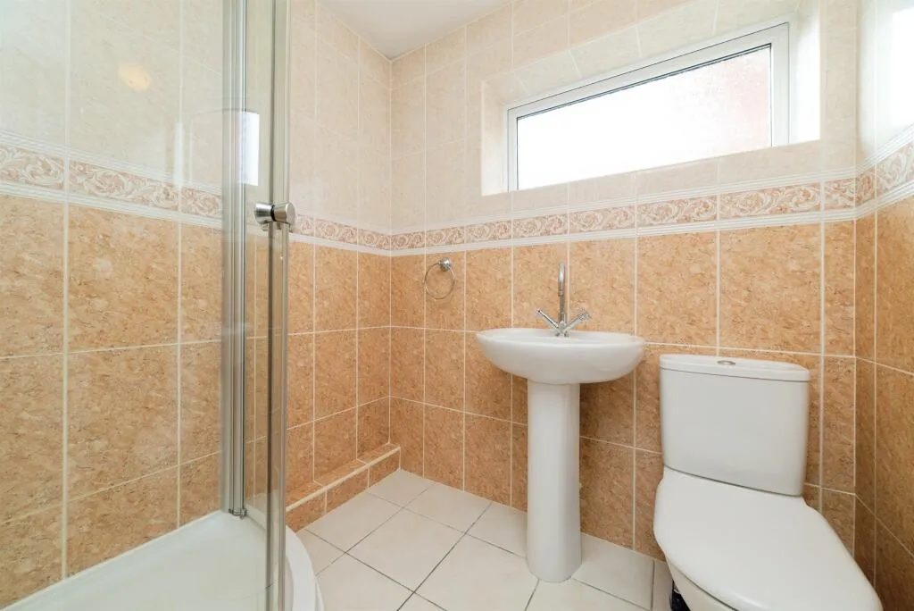 2 bed Semi-Detached Bungalow