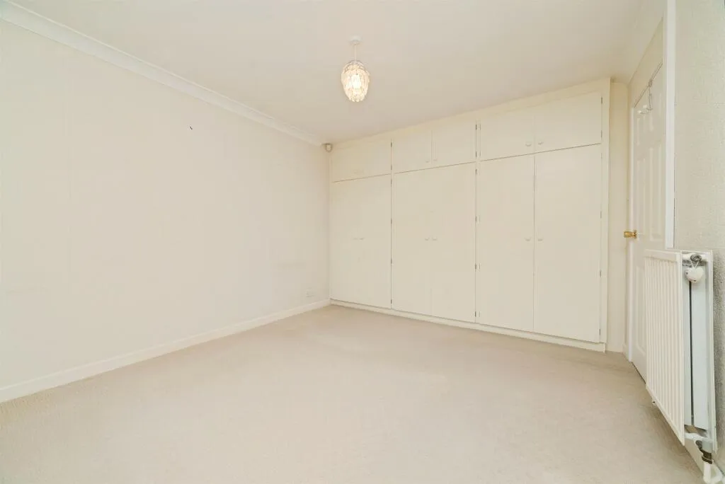 2 bed Semi-Detached Bungalow