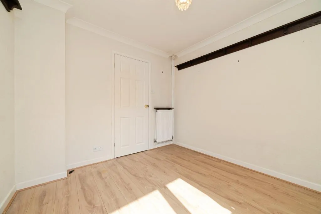 2 bed Semi-Detached Bungalow