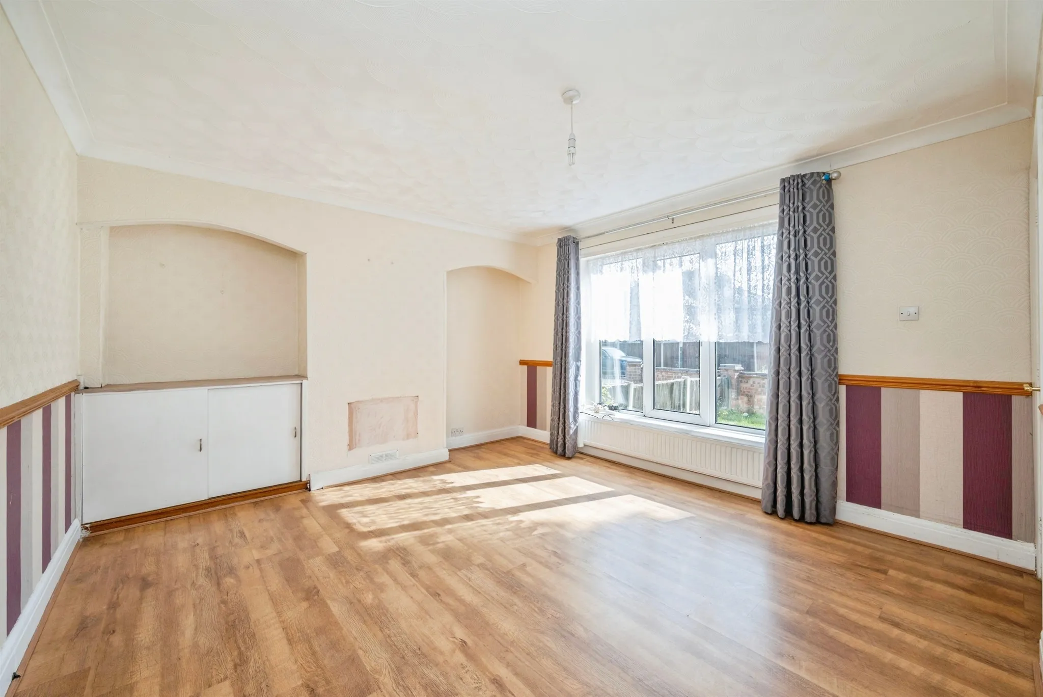 3 bed Semi-Detached
