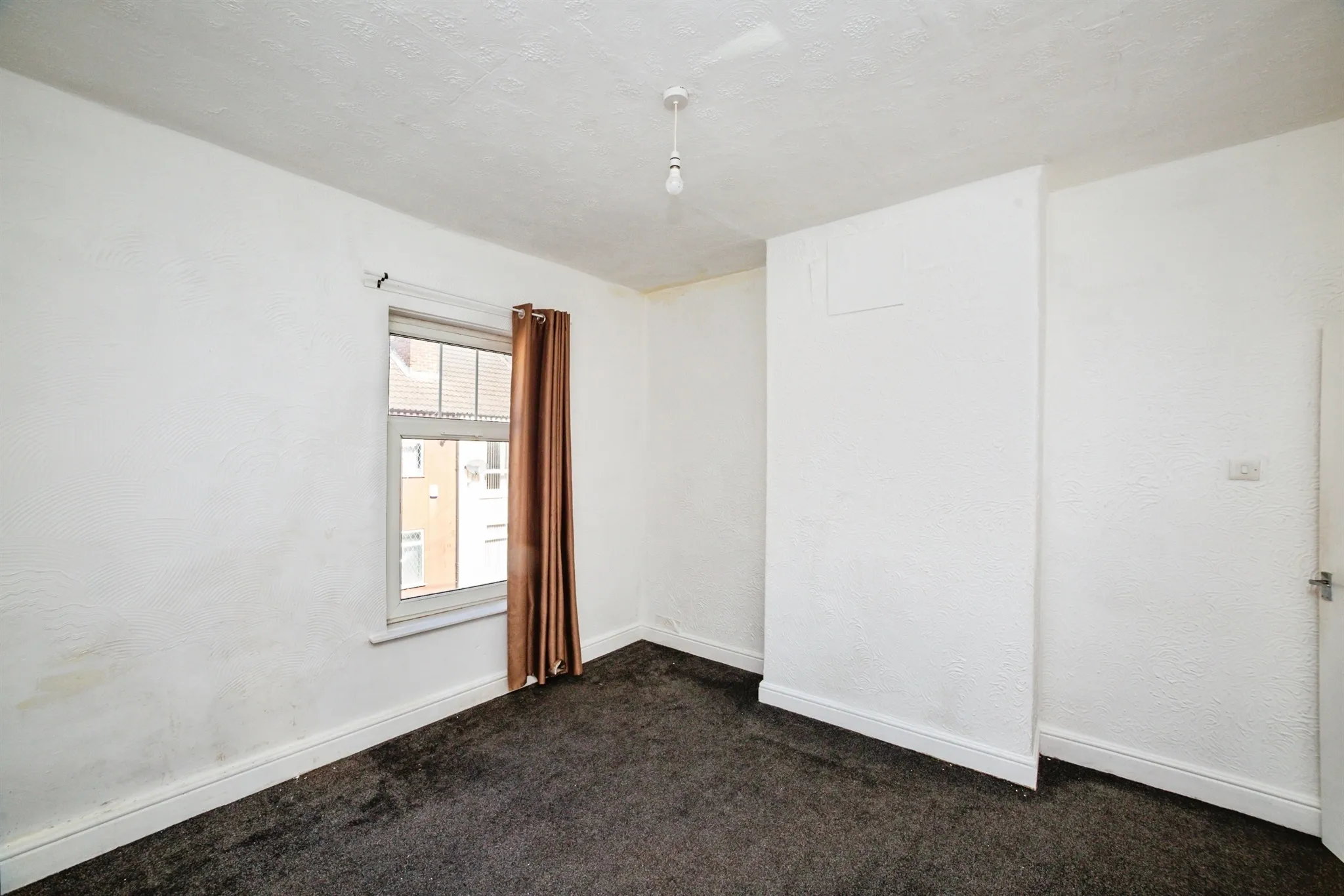 2 bed Terraced