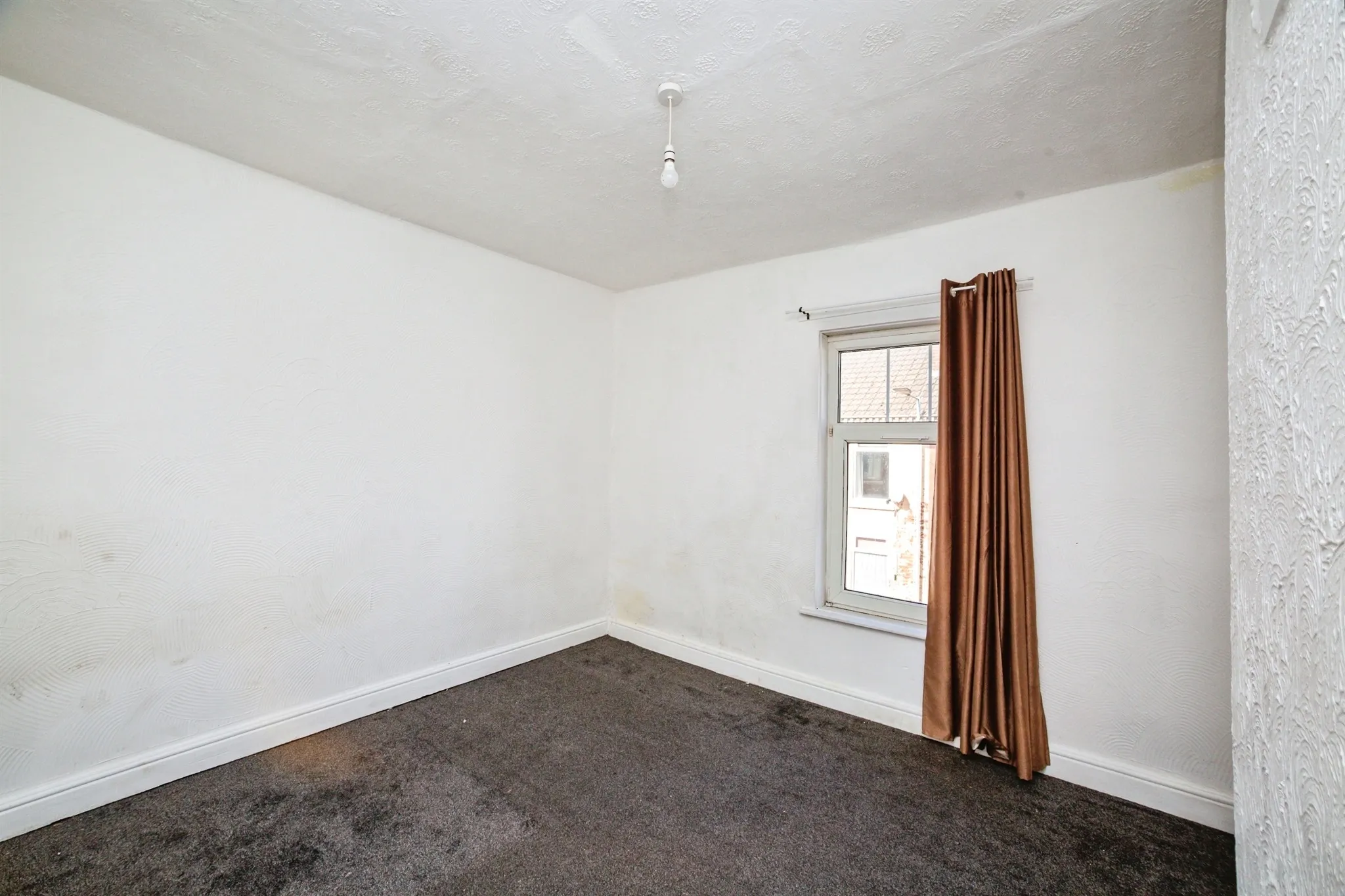 2 bed Terraced