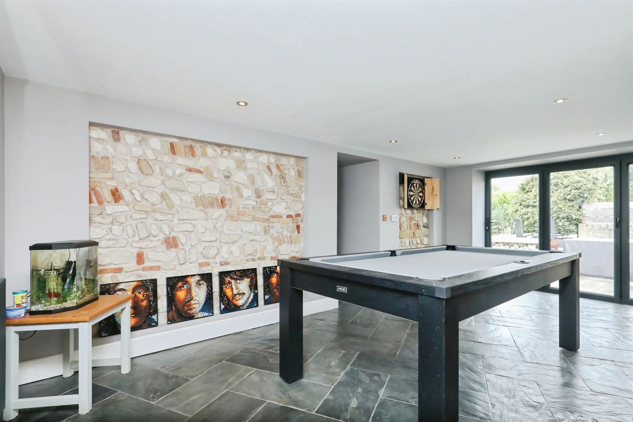 4 bed Detached