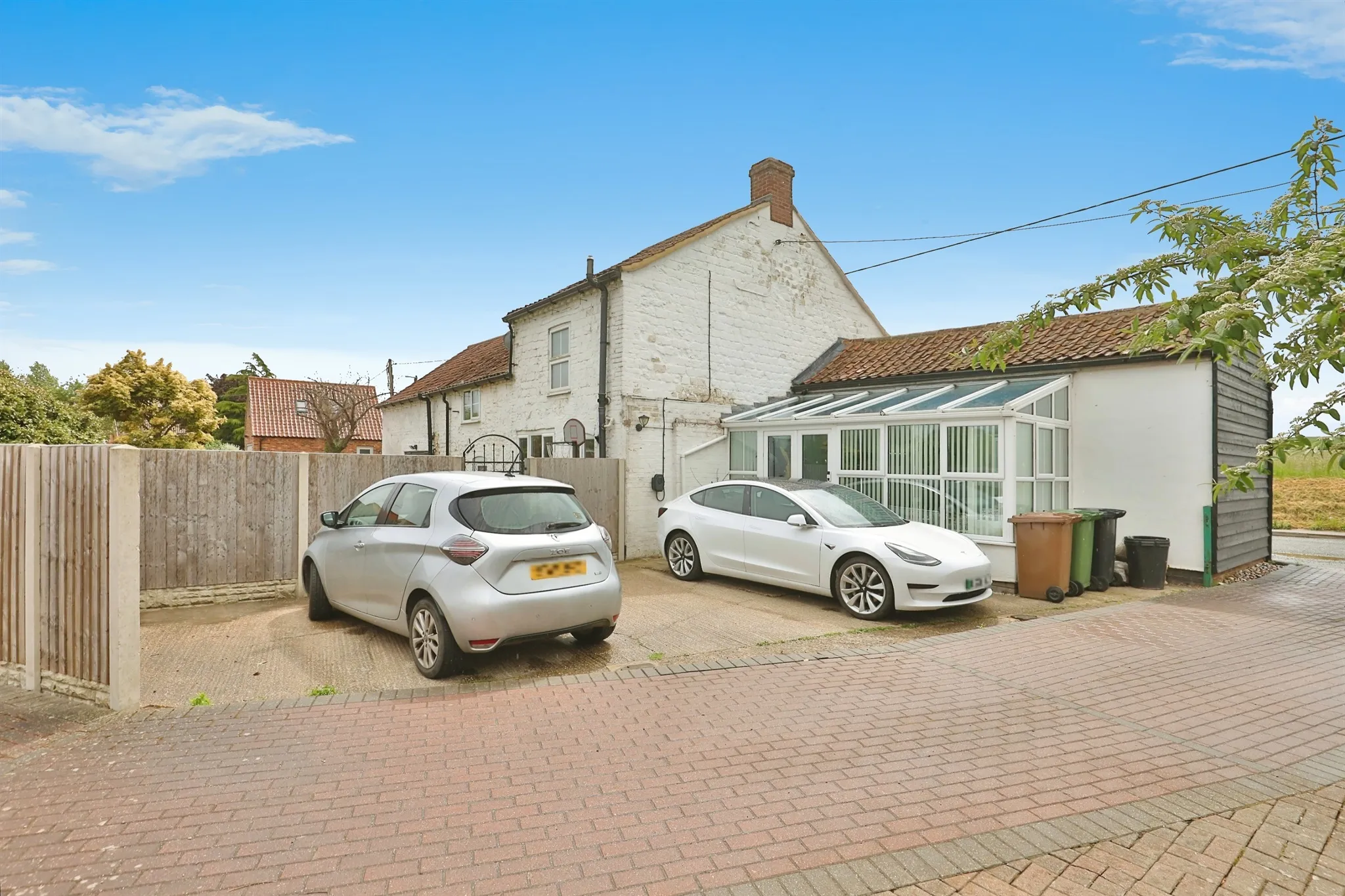 4 bed Detached
