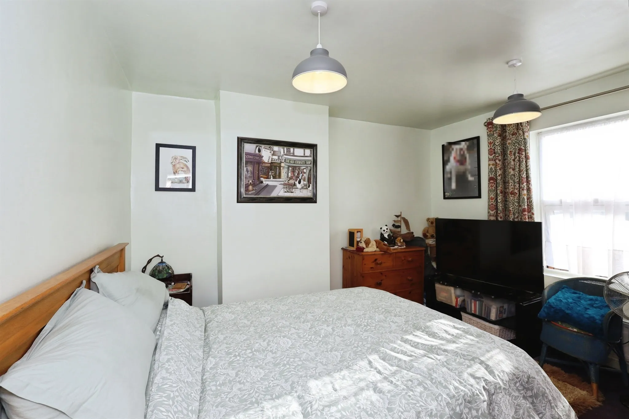 4 bed Block of Apartments