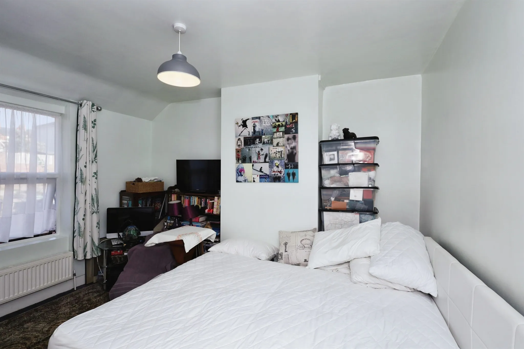4 bed Block of Apartments