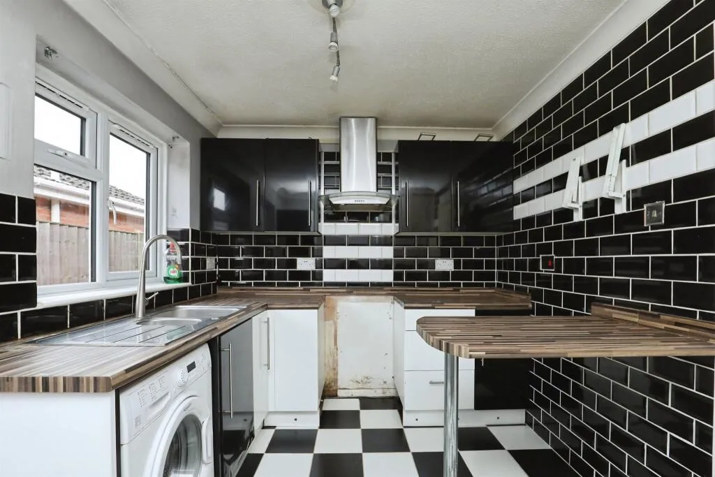 3 bed Detached