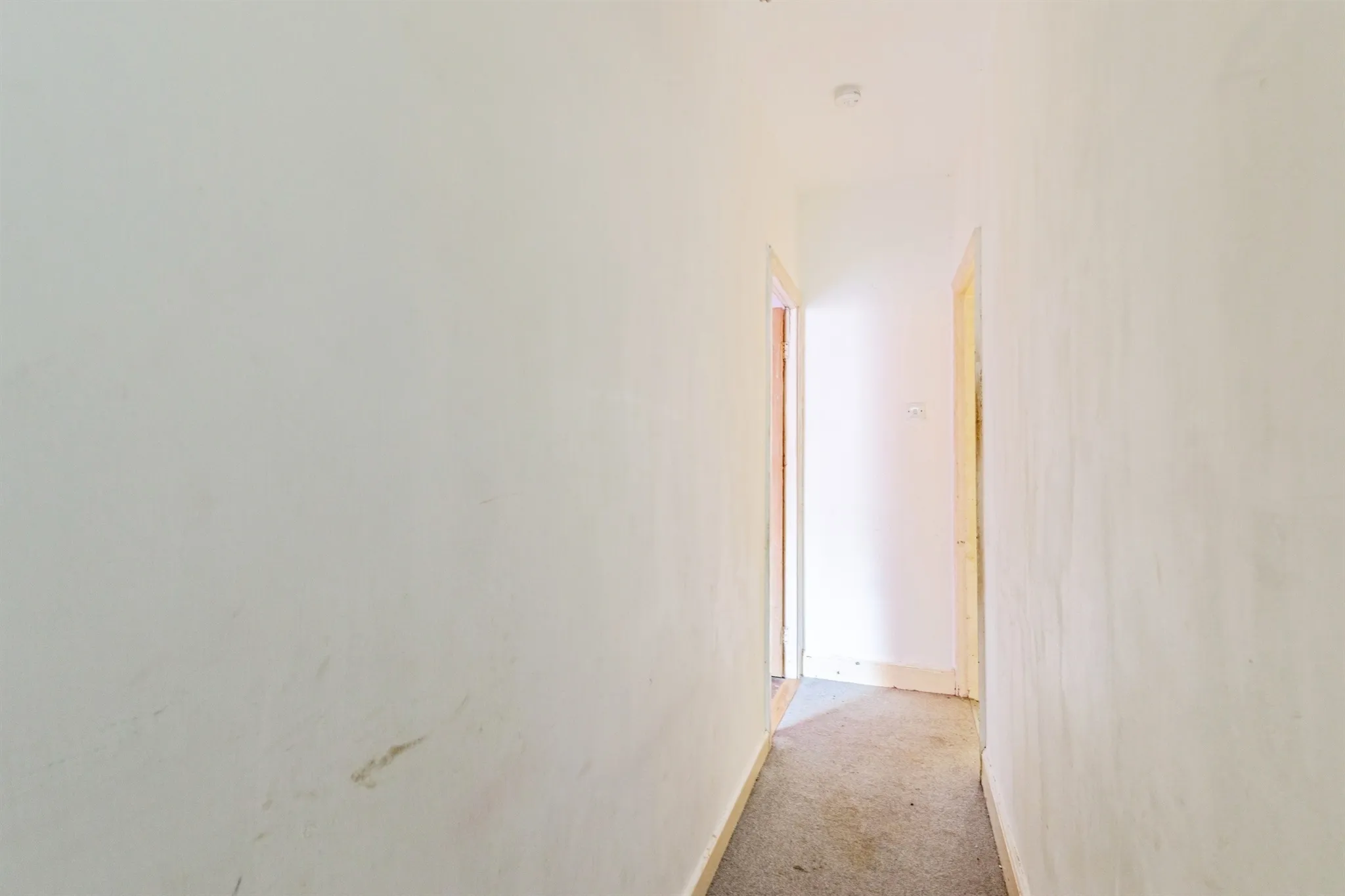 3 bed End of Terrace