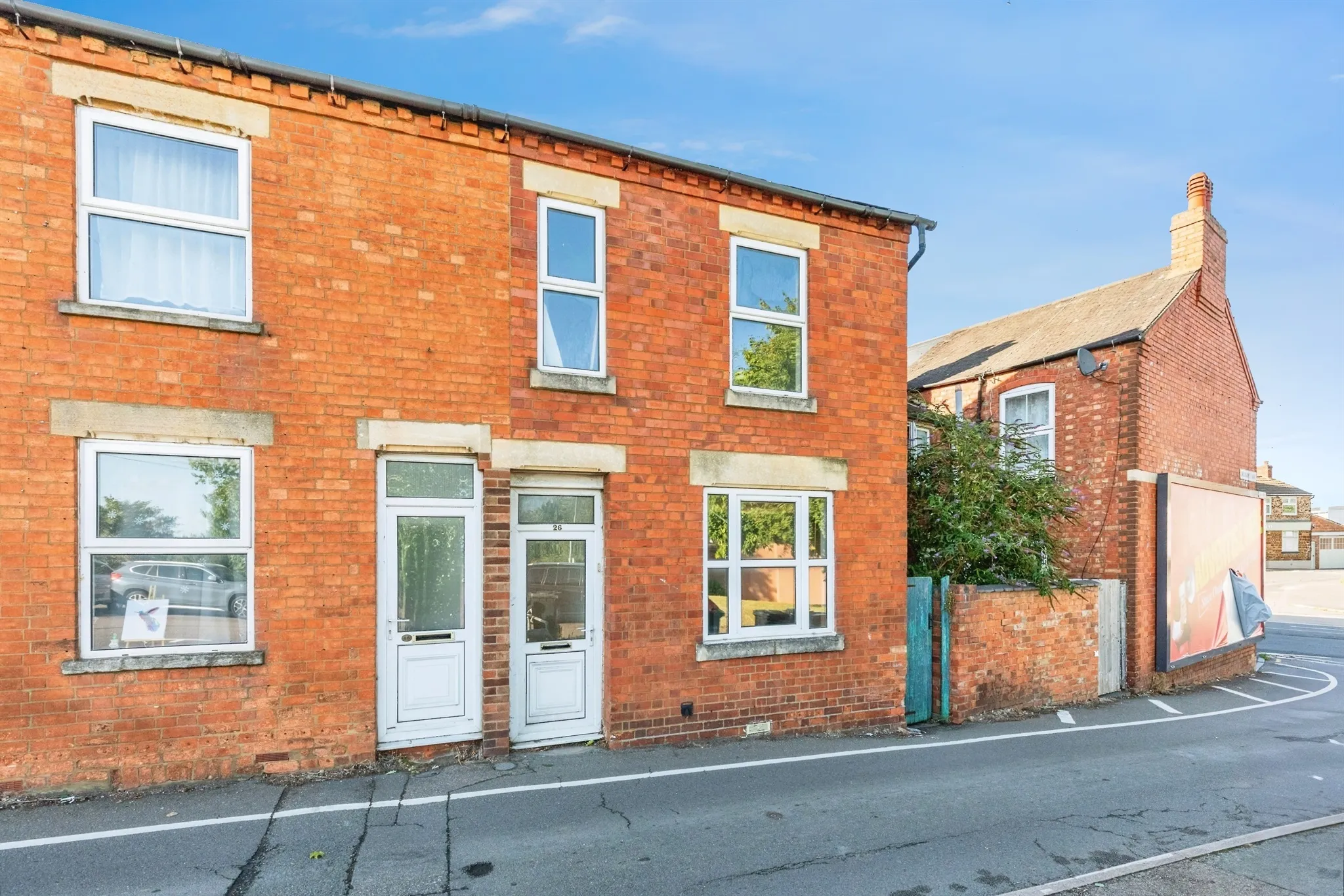 3 bed End of Terrace