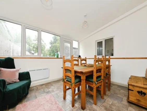 2 bed Semi-Detached