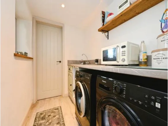 2 bed Semi-Detached