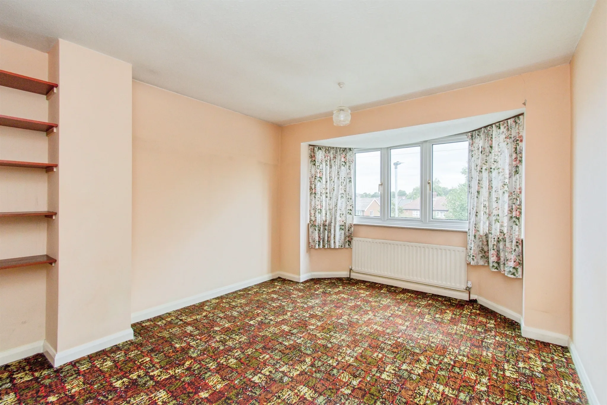 3 bed Semi-Detached