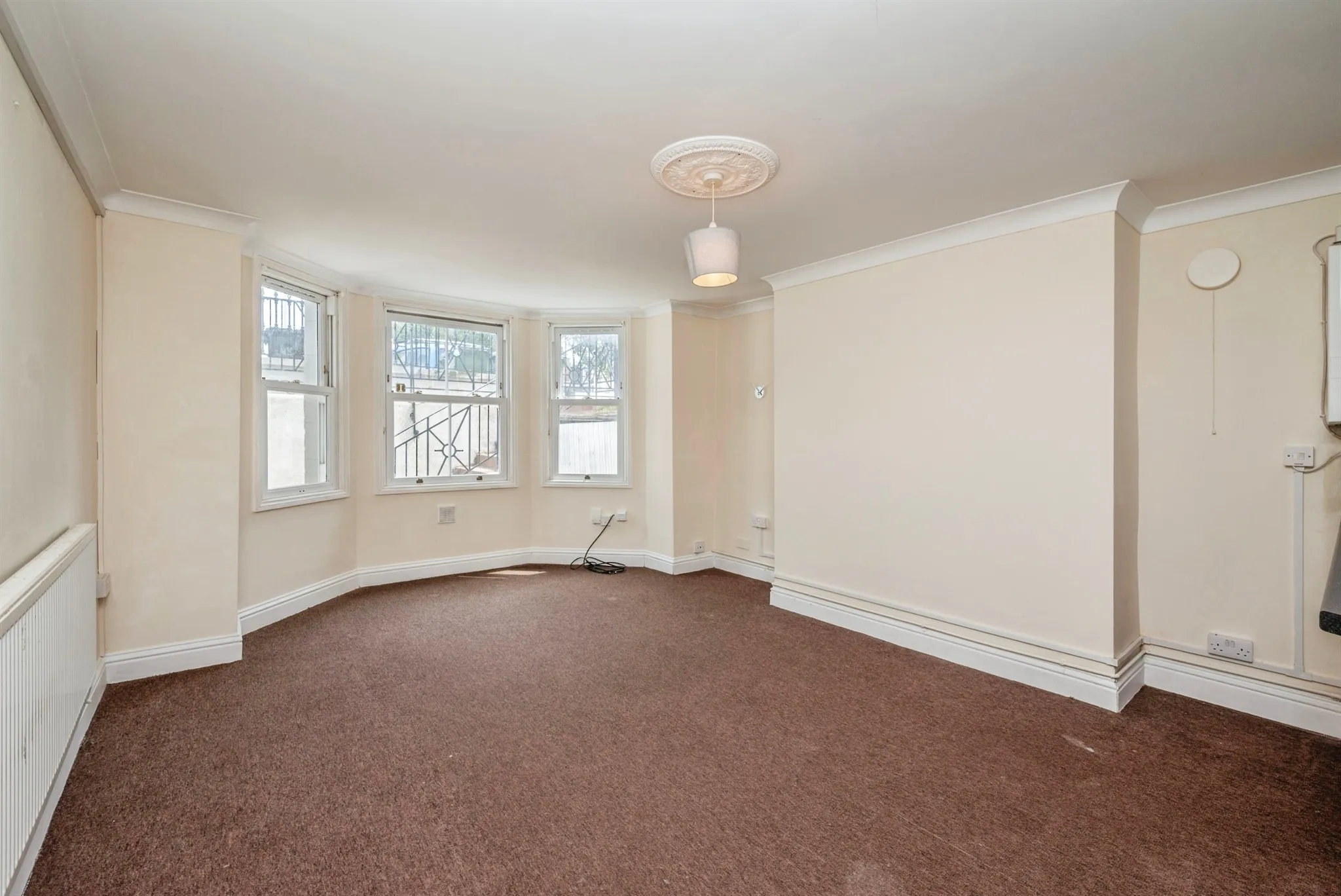 3 bed Apartment