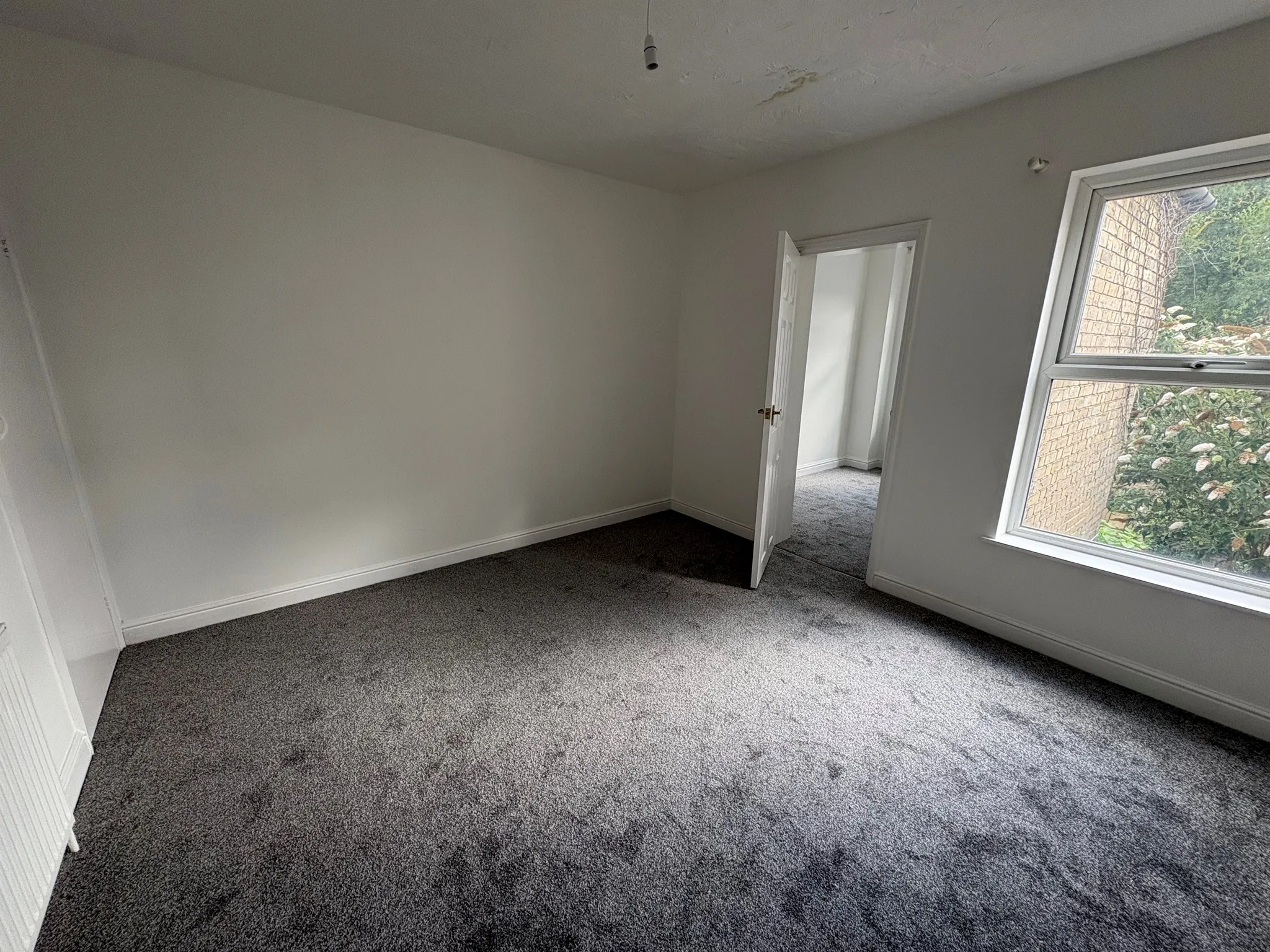 3 bed Terraced