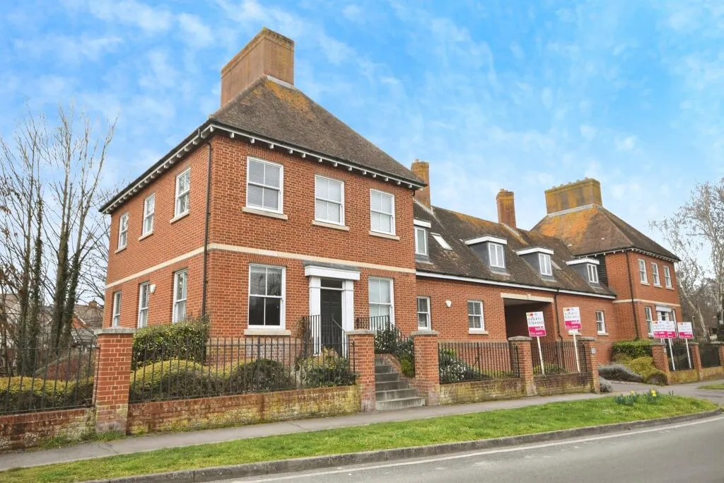 2 bed Apartment