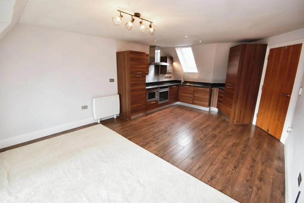 2 bed Apartment