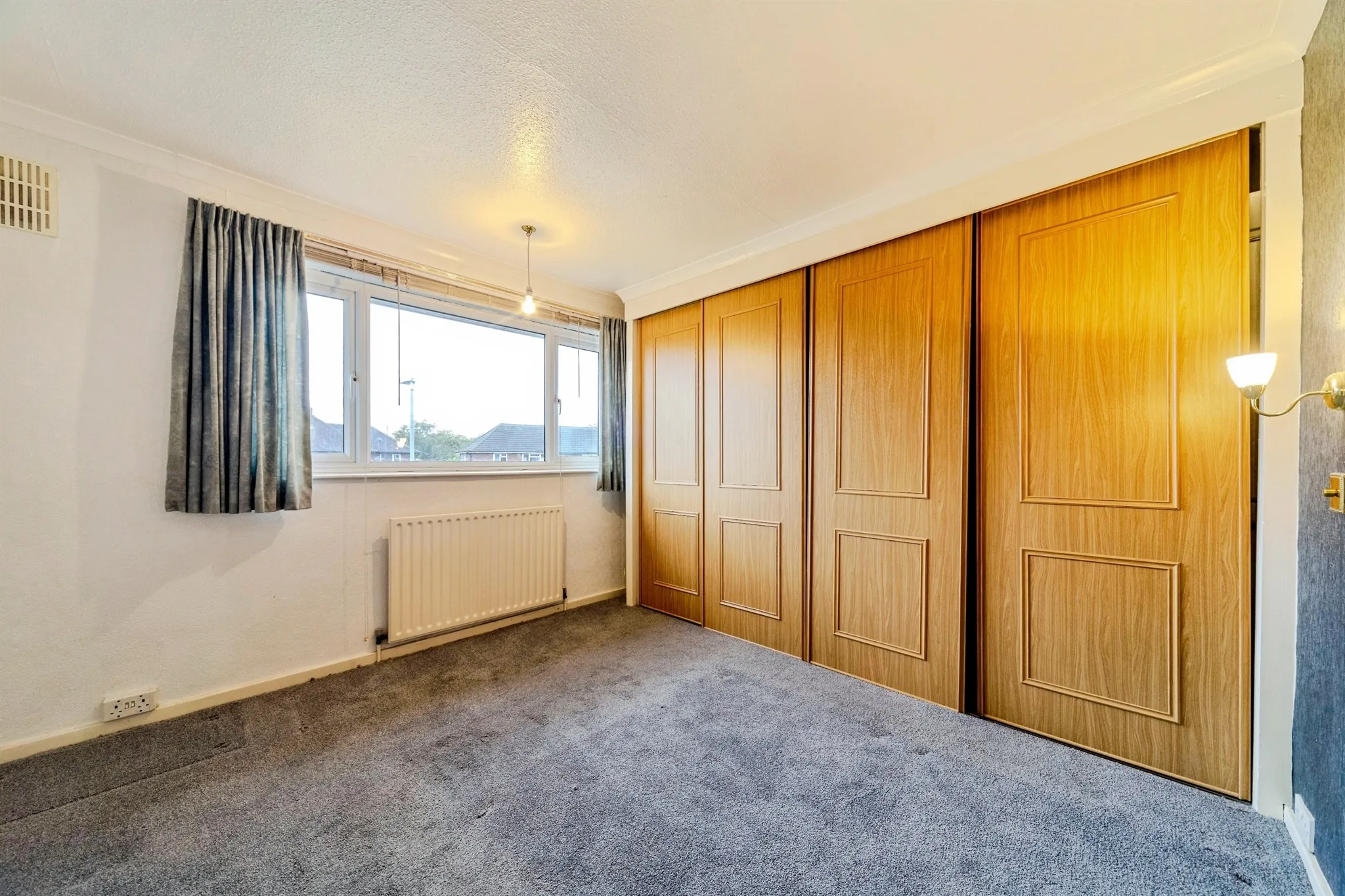 3 bed Semi-Detached