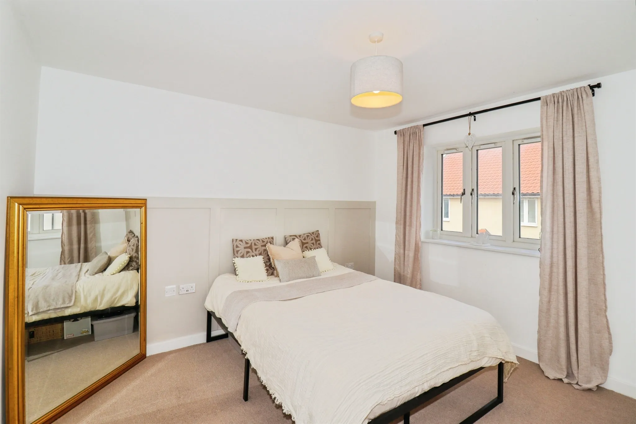 2 bed Terraced