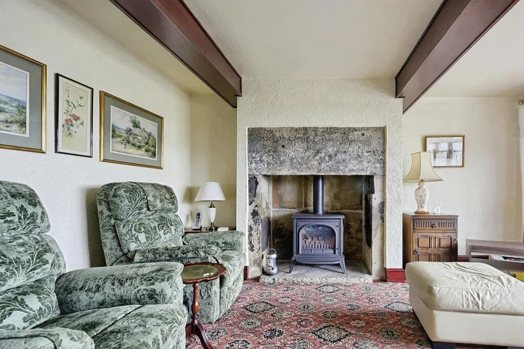 2 bed Terraced