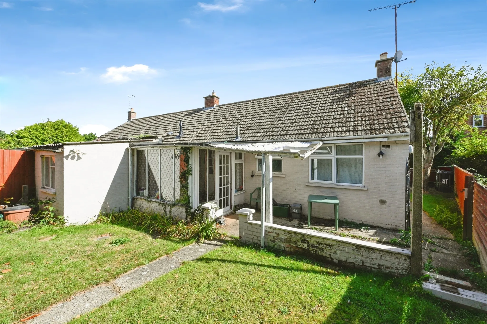 2 bed Semi-Detached