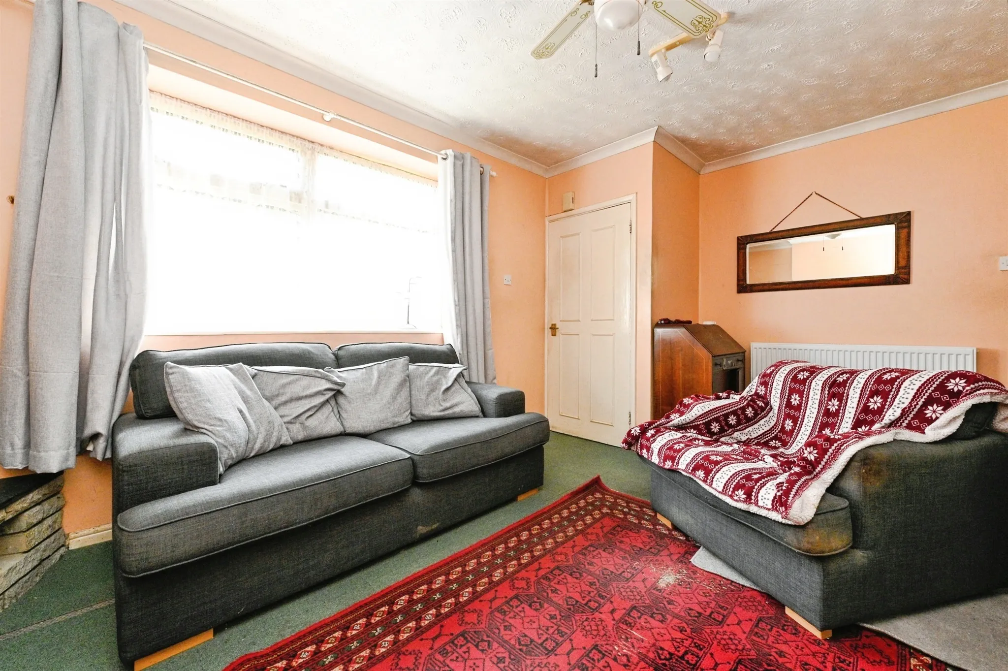 2 bed Semi-Detached