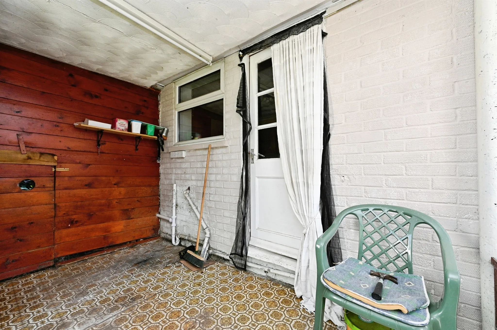 2 bed Semi-Detached