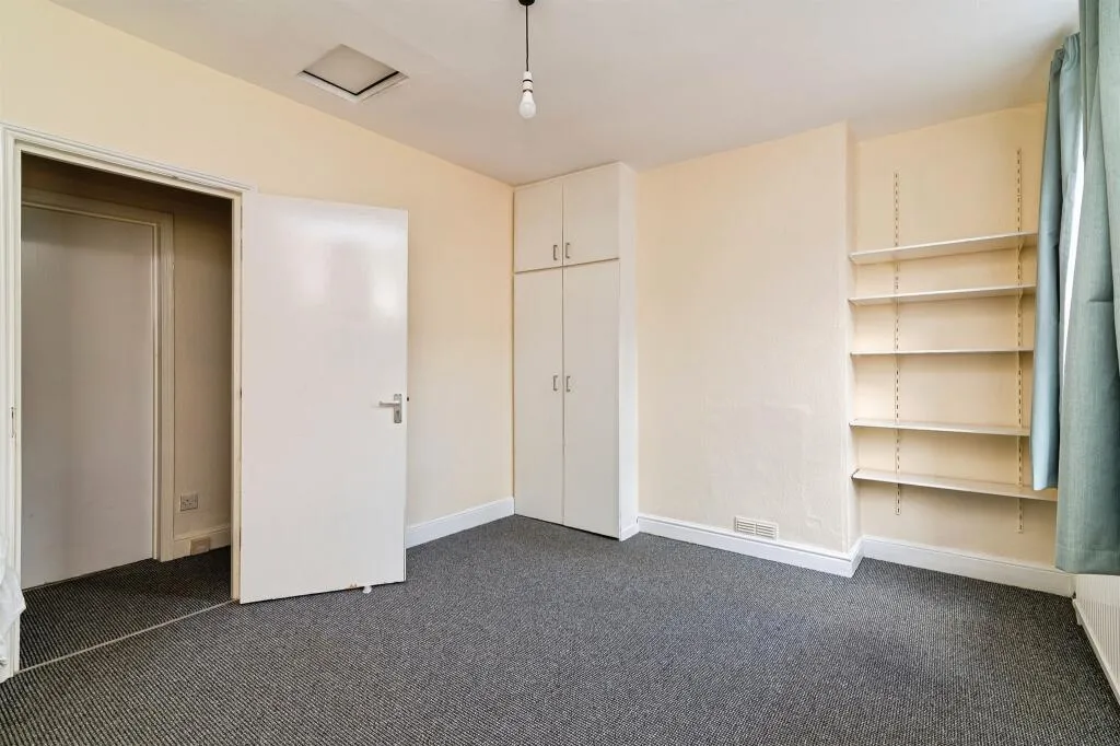 3 bed Terraced