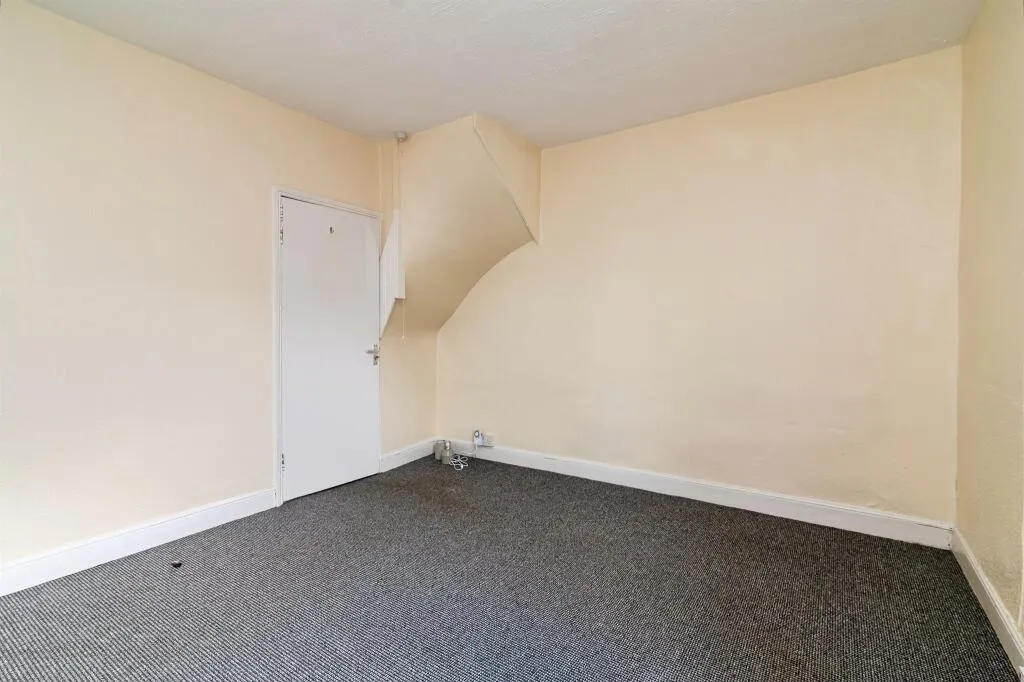 3 bed Terraced