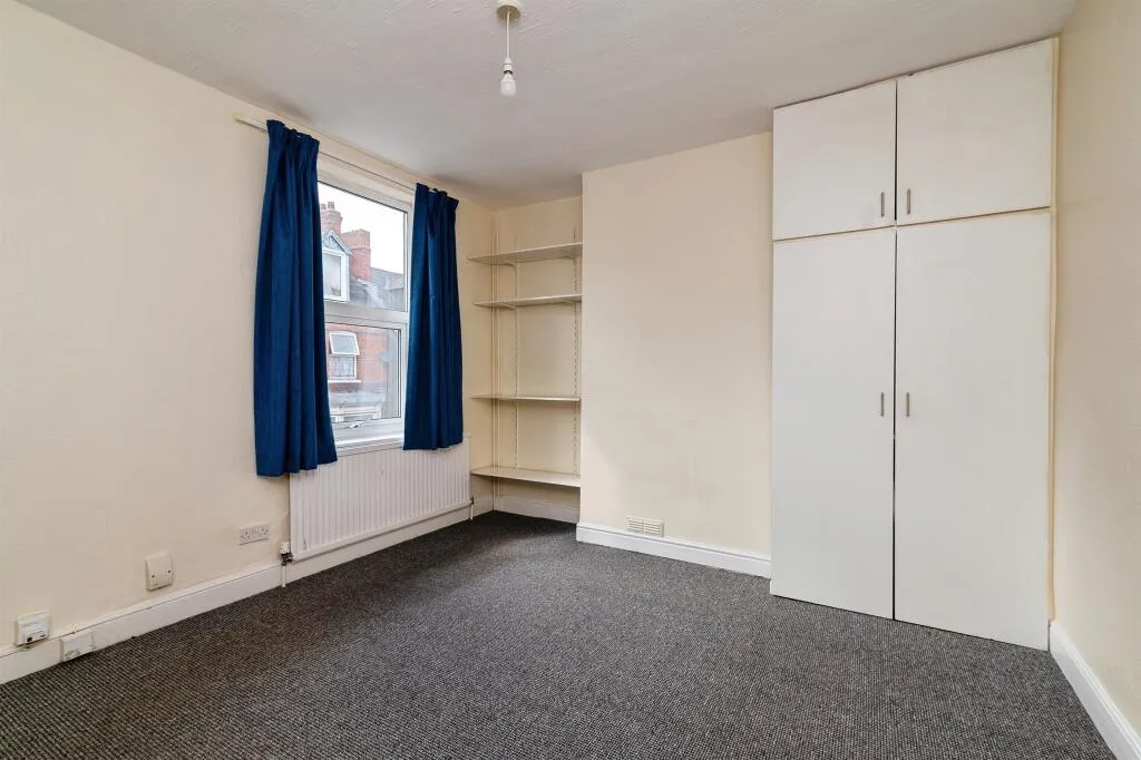 3 bed Terraced