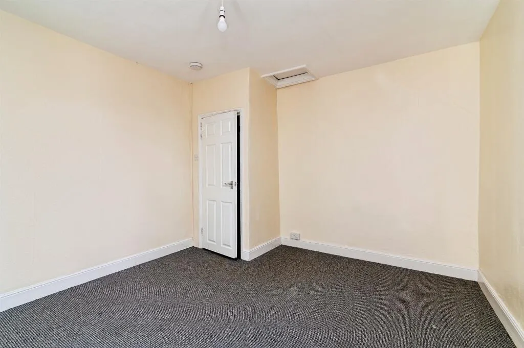 3 bed Terraced