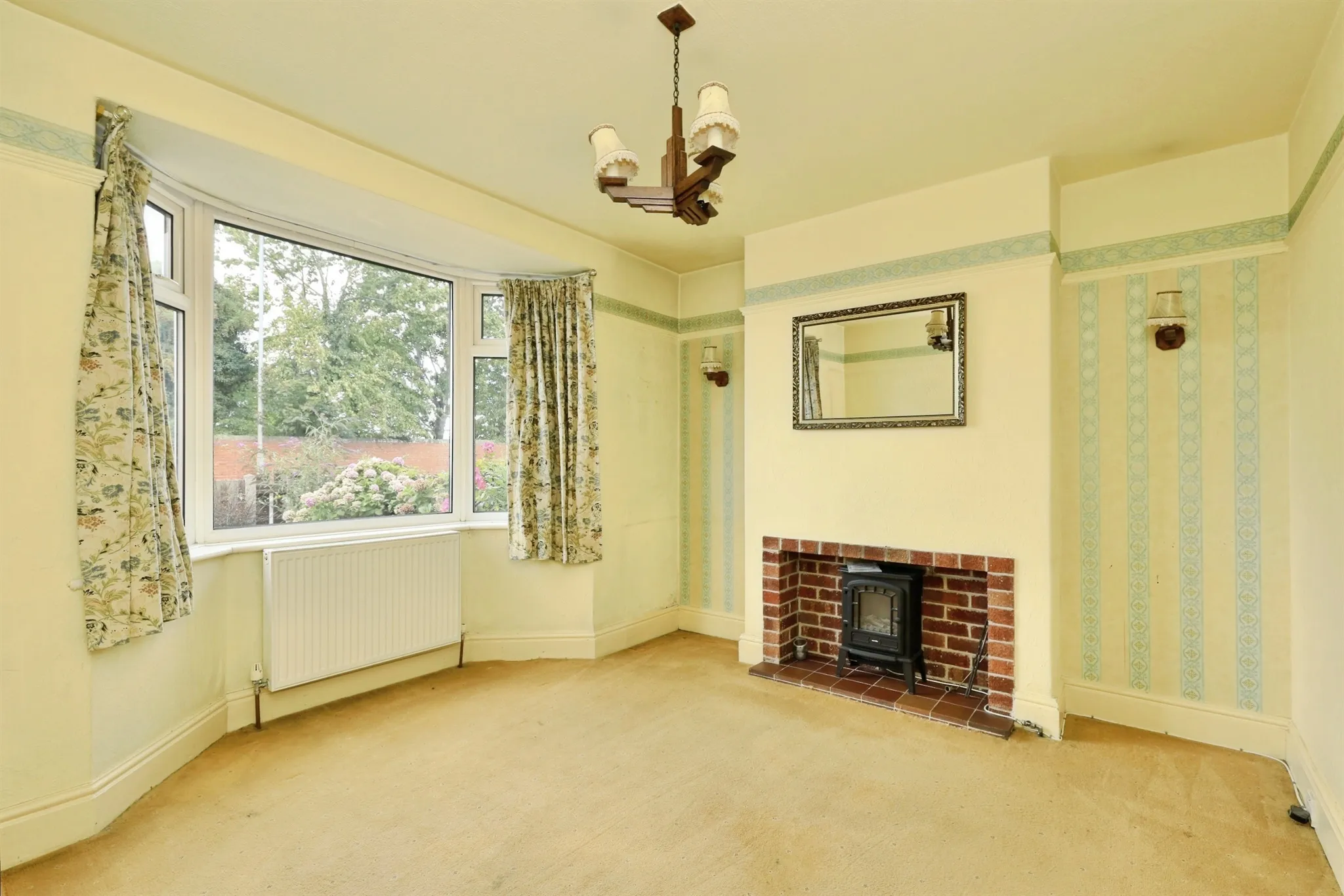 3 bed Semi-Detached